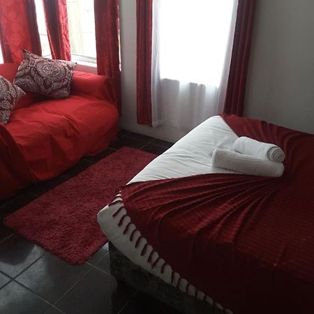 Bread & Barrel Palazzo Blouberg Hotel Bloubergstrand Eksteriør billede
